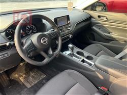 نيسان ألتيما